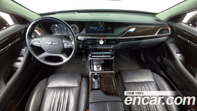 Genesis EQ900 — interior