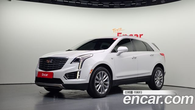 Cadillac XT5 — exterior