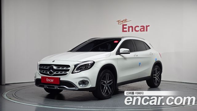 Mercedes-Benz GLA-Class — exterior