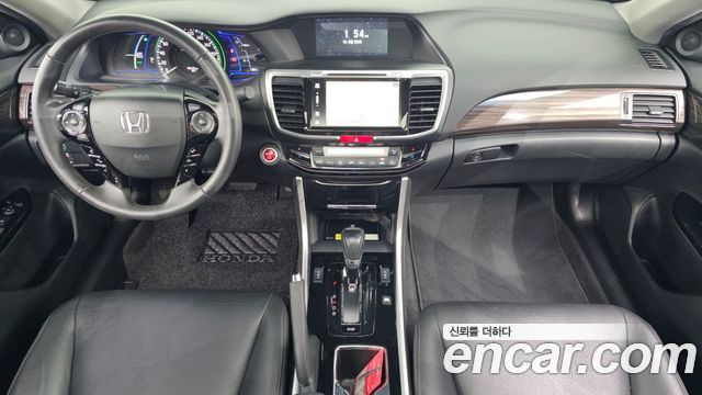 Honda Accord — interior