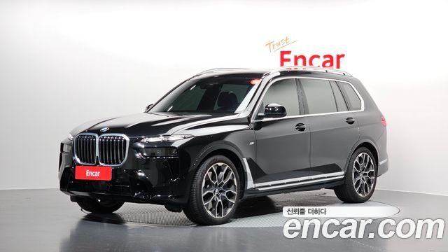 BMW X7 — exterior