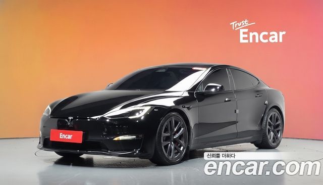 Tesla Model S — exterior