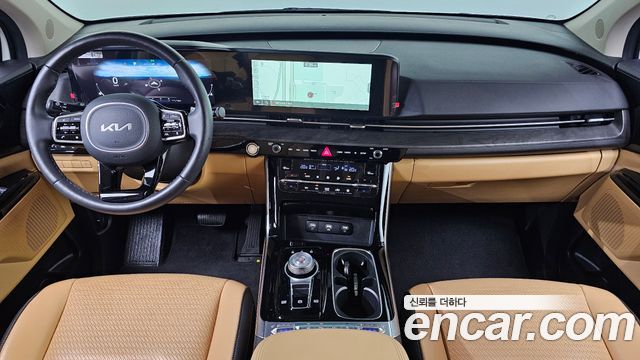 Kia Carnival — interior