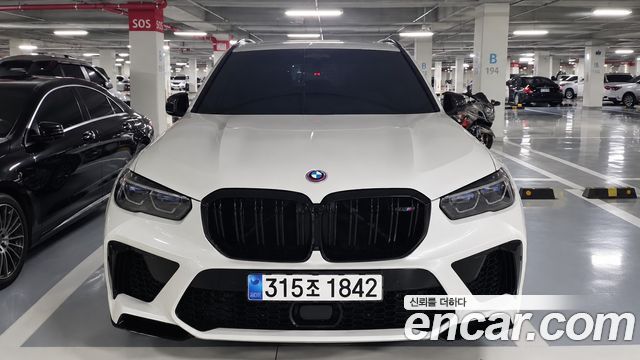 BMW X5M — exterior