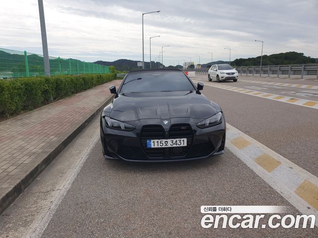 BMW M4 — exterior