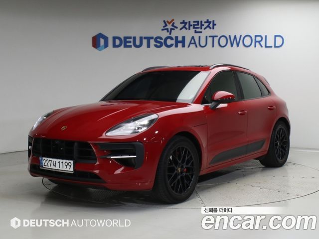 Porsche Macan — exterior