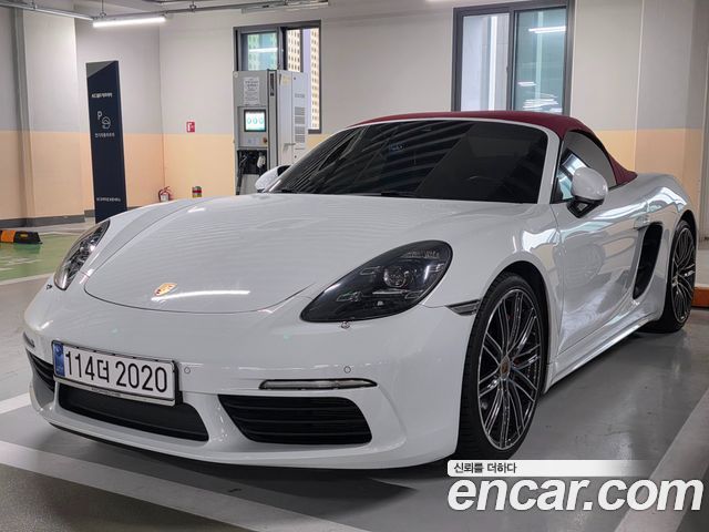 Porsche 718 — exterior