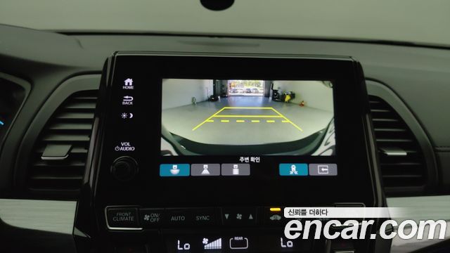 Honda Odyssey — interior