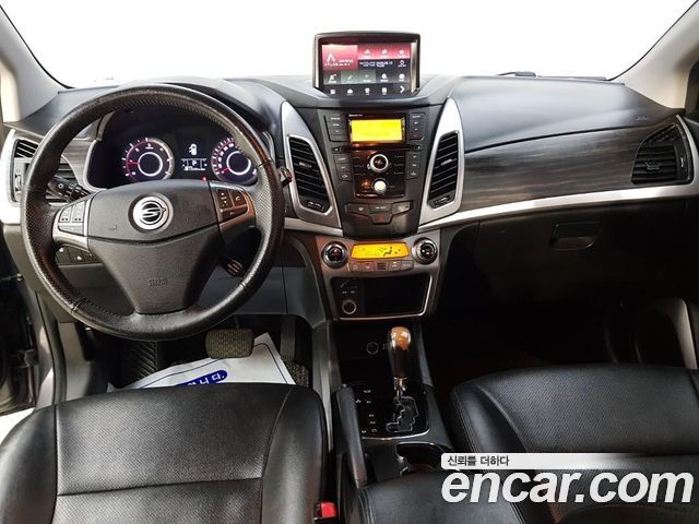 KG Mobility Korando — interior