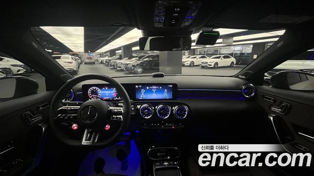 Mercedes-Benz A-Class — interior