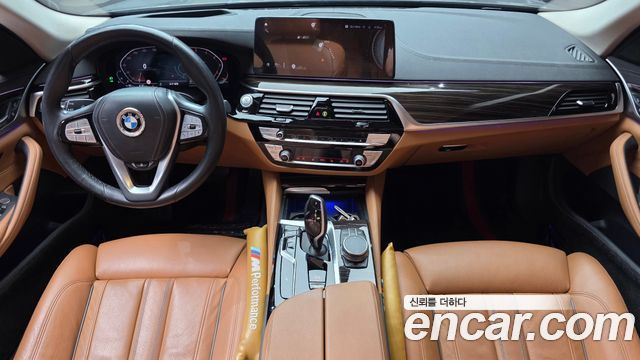 BMW 5 Series — interior