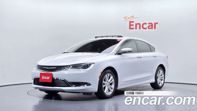 Chrysler 200 — exterior