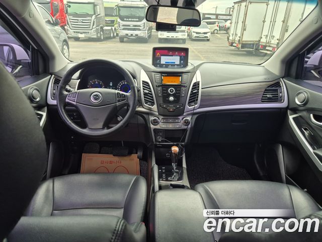 KG Mobility Korando — interior