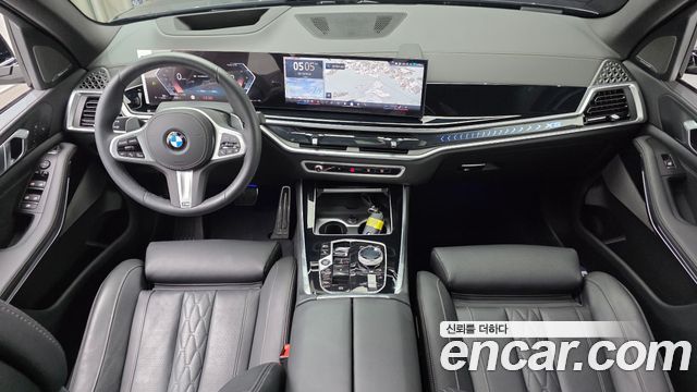 BMW X5 — interior
