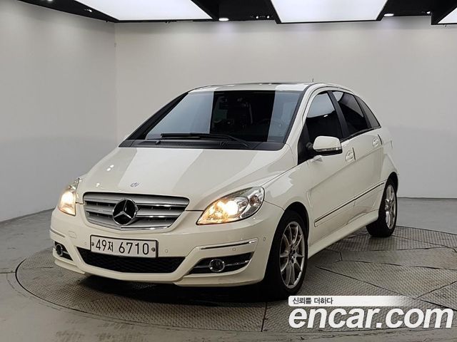 Mercedes-Benz B-Class — exterior