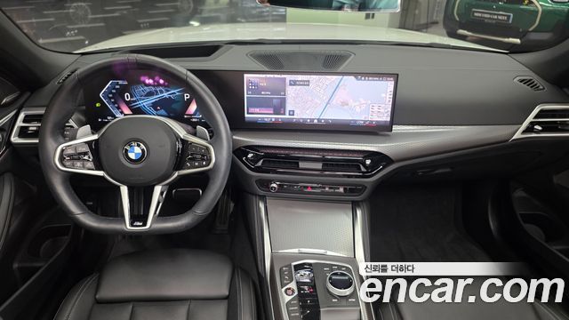 BMW 4 Series — interior