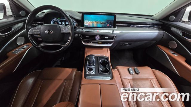 Kia K9 — interior