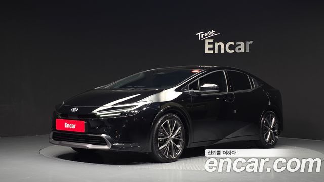 Toyota Prius — exterior