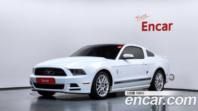 Ford Mustang — exterior