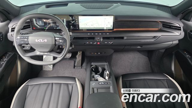 Kia EV9 — interior