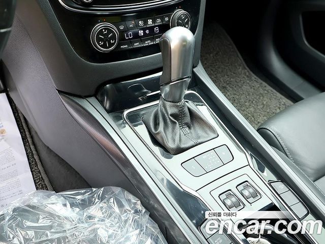 Peugeot 508 — interior