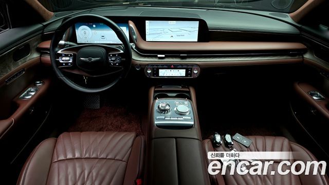 Genesis G90 — interior