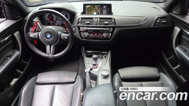 BMW M2 — interior