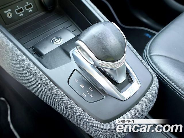 Renault Korea Zoe — interior
