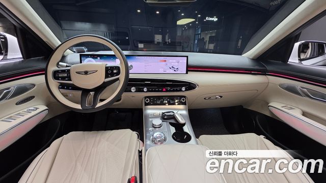 Genesis GV70 — interior