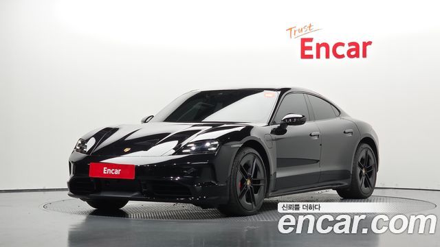 Porsche Taycan — exterior