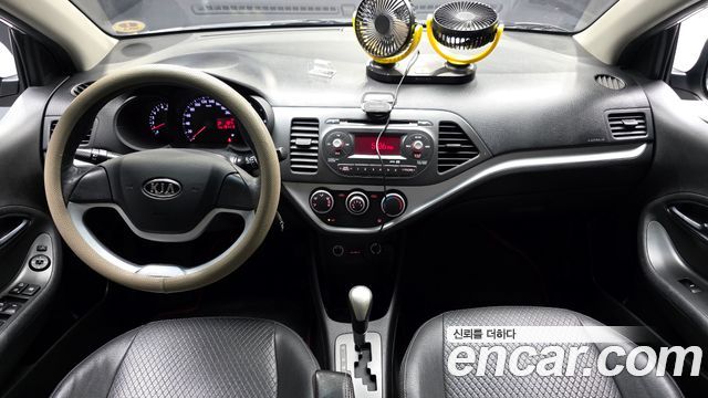 Kia Morning — interior