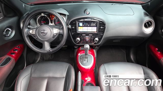 Nissan Juke — interior