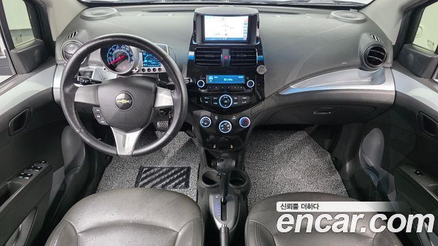 Chevrolet Korea Spark — interior