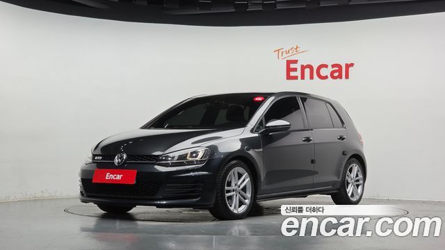 Volkswagen Golf — exterior