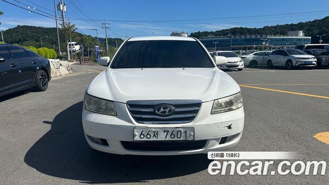 Hyundai Sonata — exterior