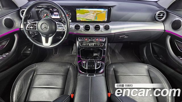 Mercedes-Benz E-Class — interior
