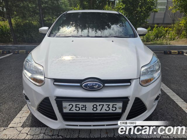 Ford Focus — exterior