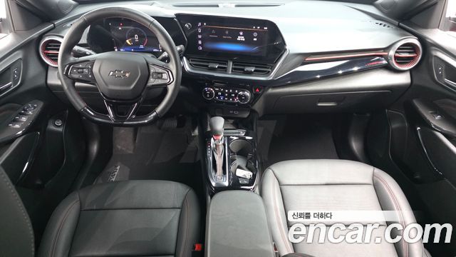 Chevrolet Korea Trax — interior