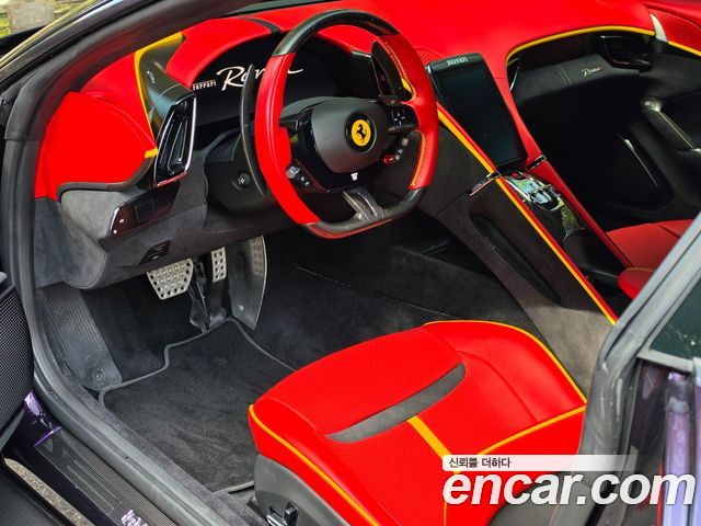 Ferrari Roma — interior