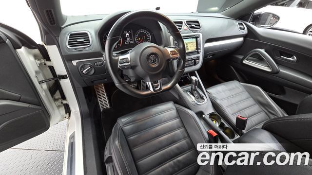 Volkswagen Scirocco — interior