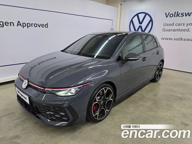 Volkswagen Golf — exterior