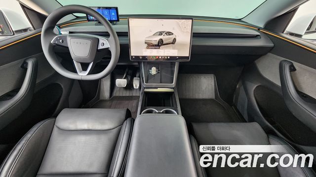 Tesla Model Y — interior