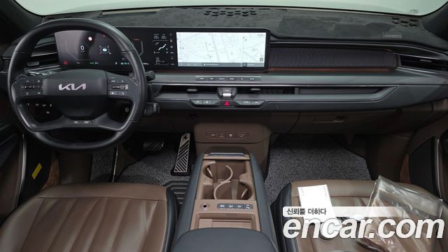 Kia EV9 — interior