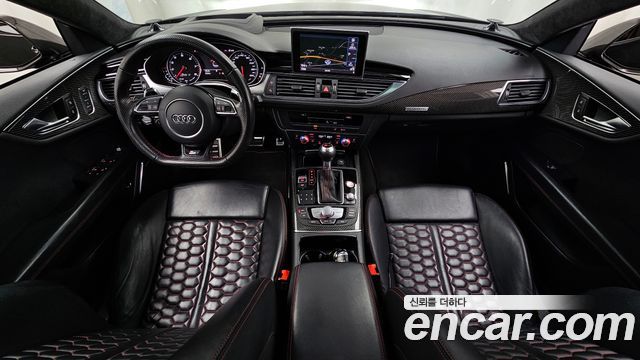 Audi RS7 — interior