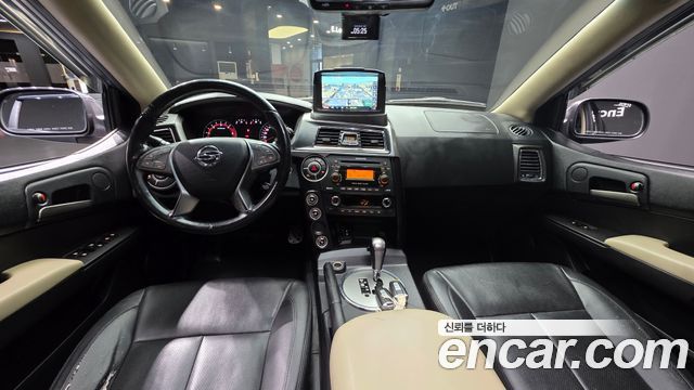 KG Mobility Korando — interior