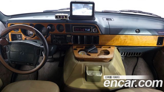Dodge RamVan — interior