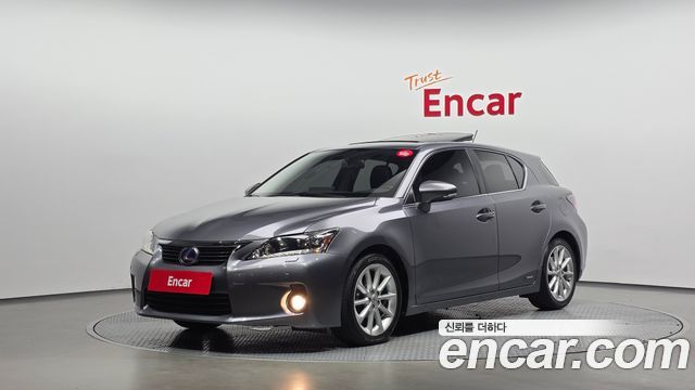 Lexus CT200h — exterior