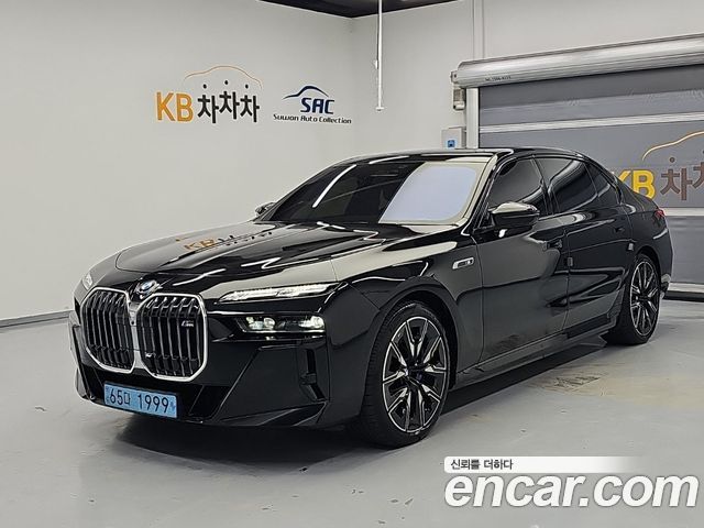 BMW i7 — exterior