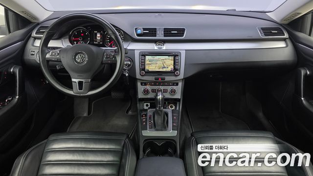 Volkswagen CC — interior