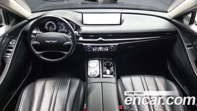 Genesis G80 — interior